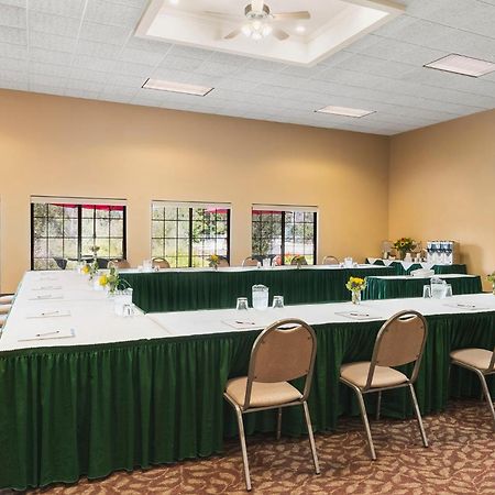 Bitterroot River Inn And Conference Center Hamilton Bagian luar foto