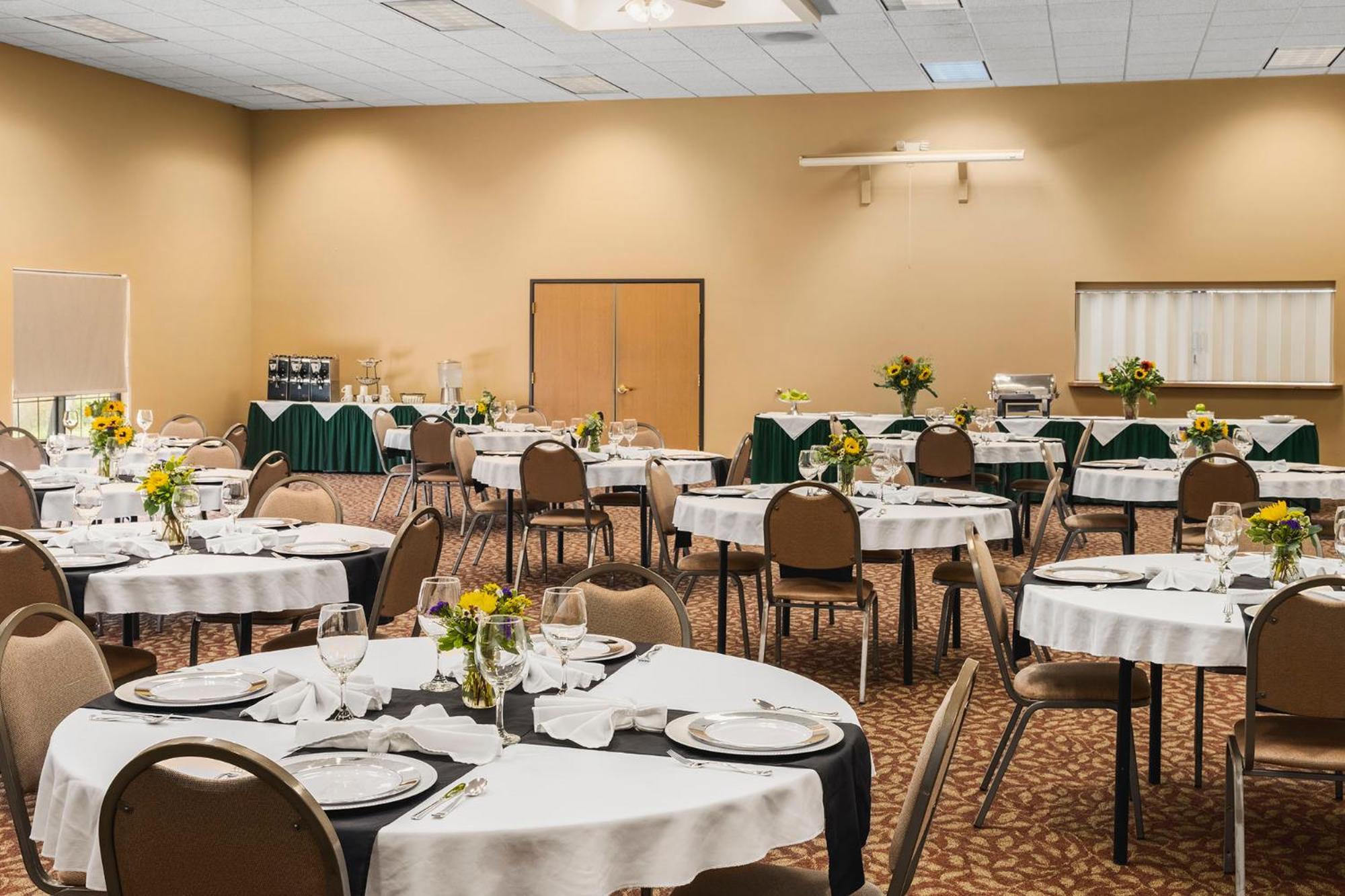 Bitterroot River Inn And Conference Center Hamilton Bagian luar foto