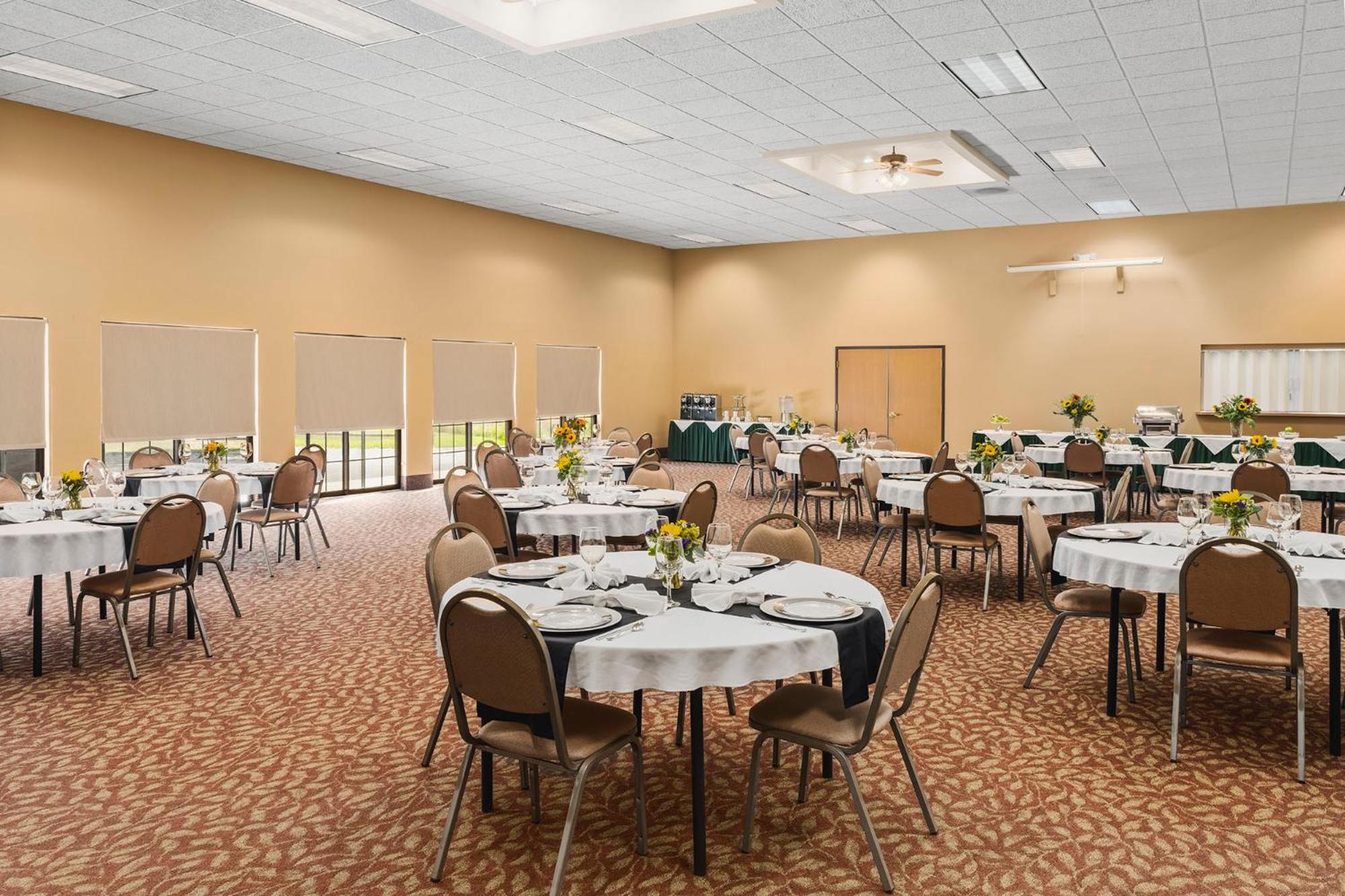 Bitterroot River Inn And Conference Center Hamilton Bagian luar foto